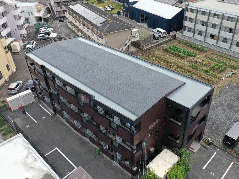 津市の外壁塗装、屋根塗装、防水工事をリペイント匠が施工した写真
