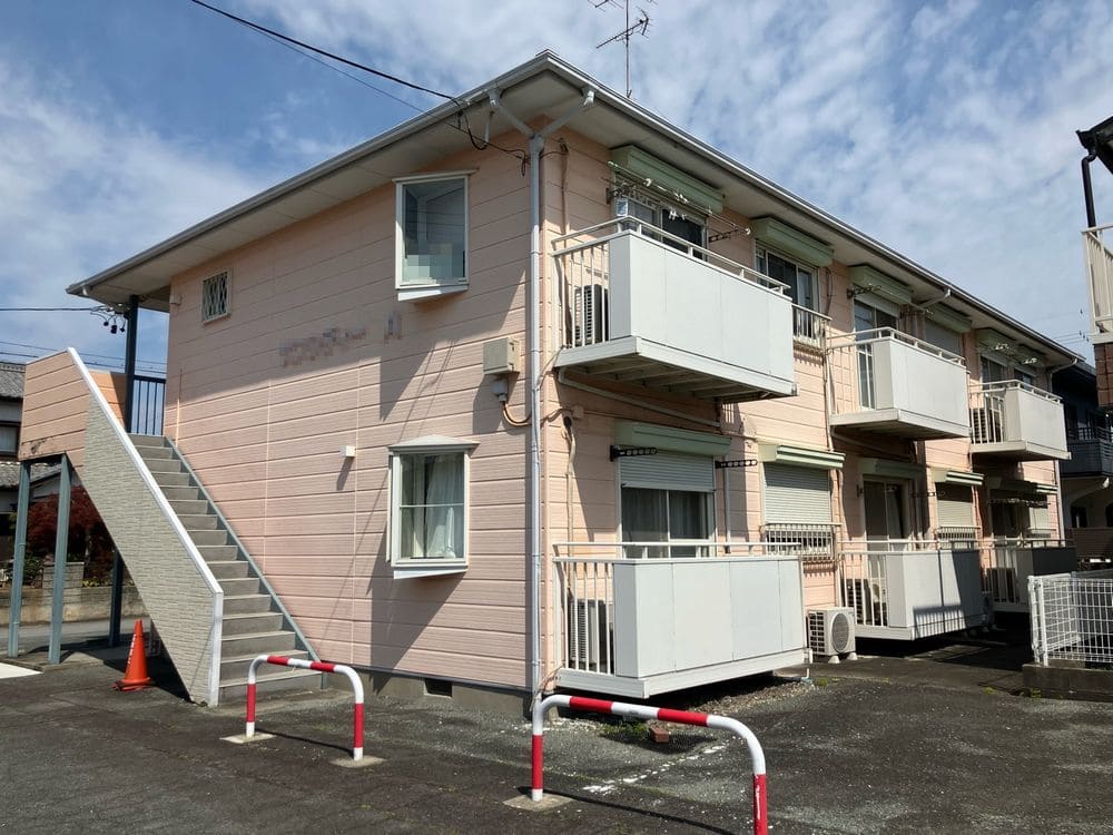 津市の外壁塗装、屋根工事をリペイント匠が施工した写真