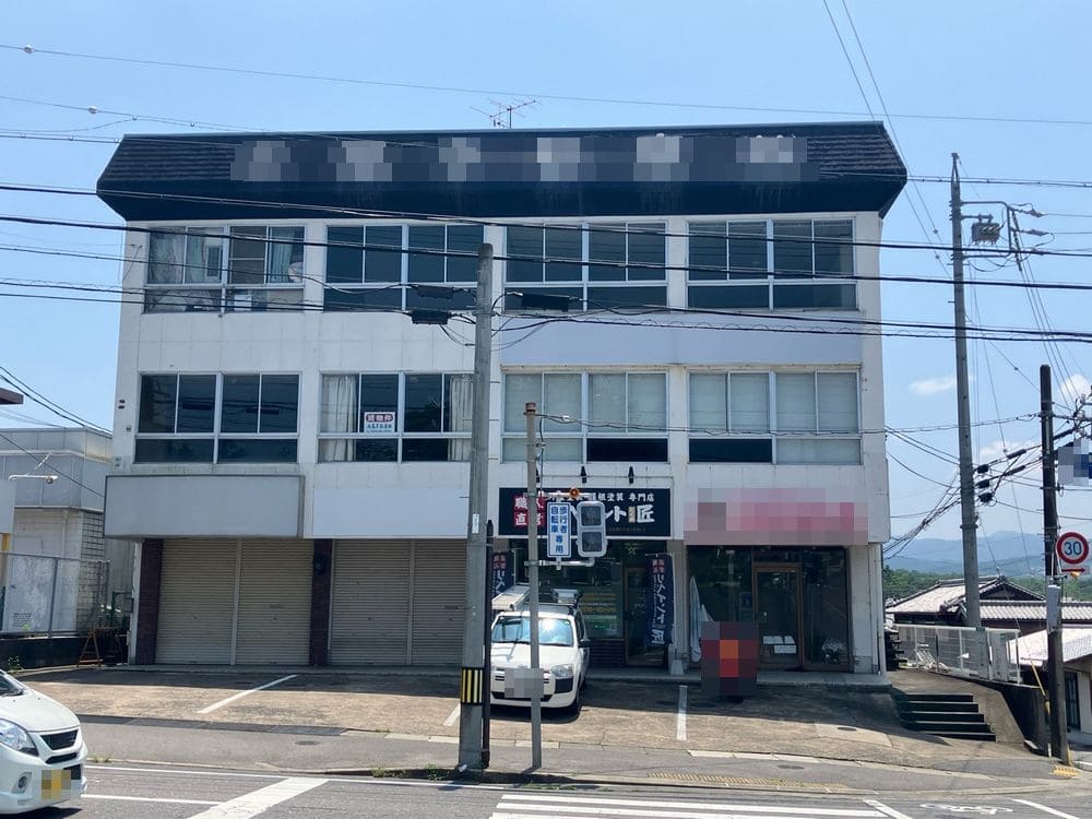 名張市の外壁塗装、防水工事をリペイント匠が施工した写真