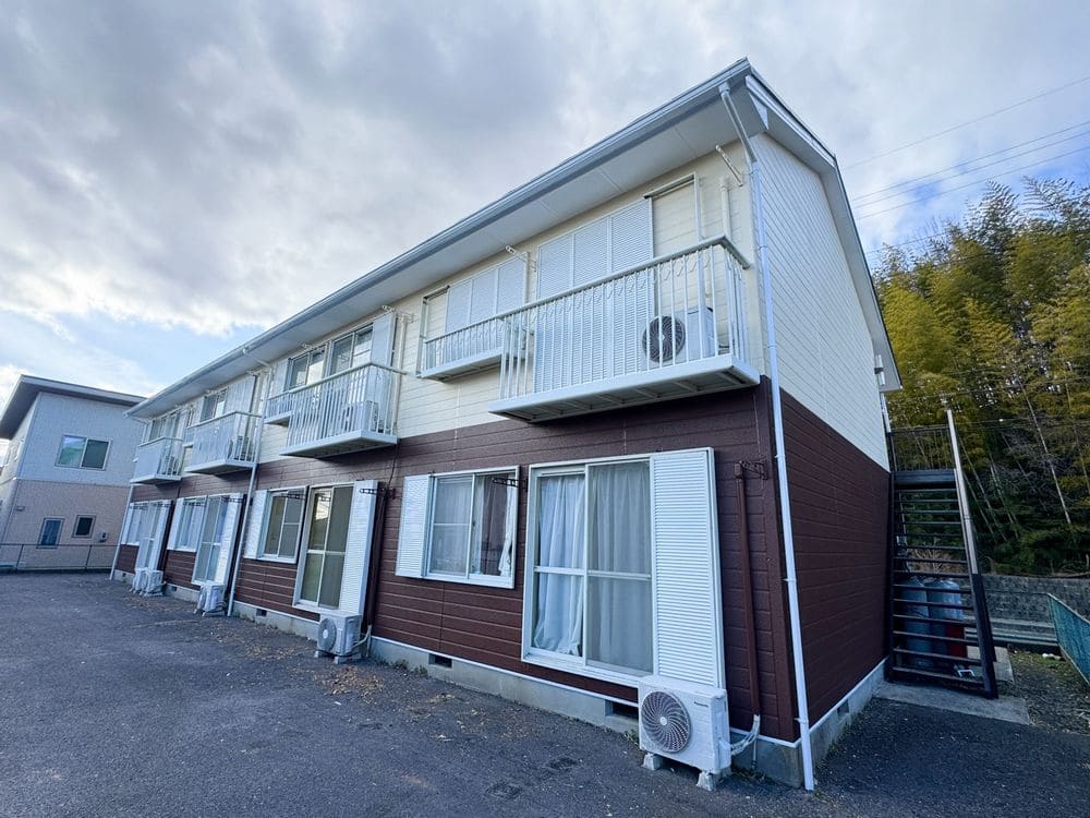 四日市市の外壁塗装、屋根塗装をリペイント匠が施工した写真